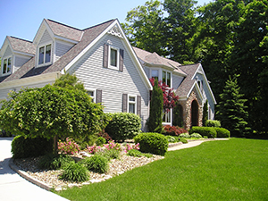 Landscapers and Lawncare Services in Henagar, AL